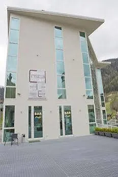 Cristal Resort & Spa Hotell 3*