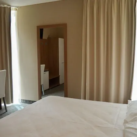 酒店 Cristal Resort & Spa 科廖